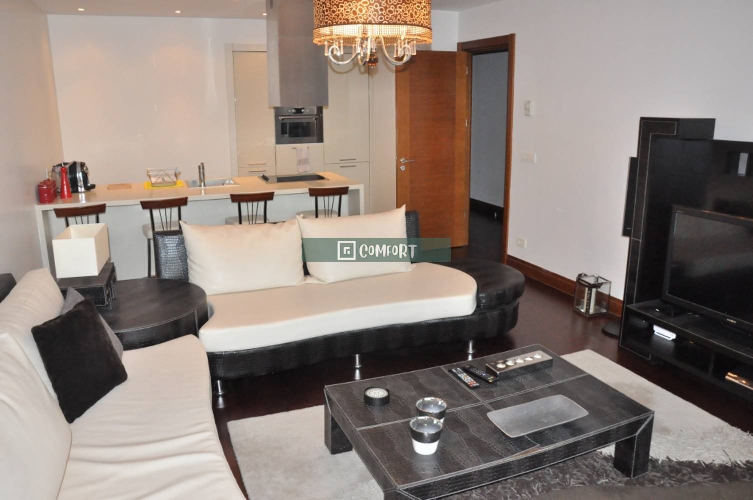 İyi Konumda Lüks Eşyalı 1+1 Kiralık Daire