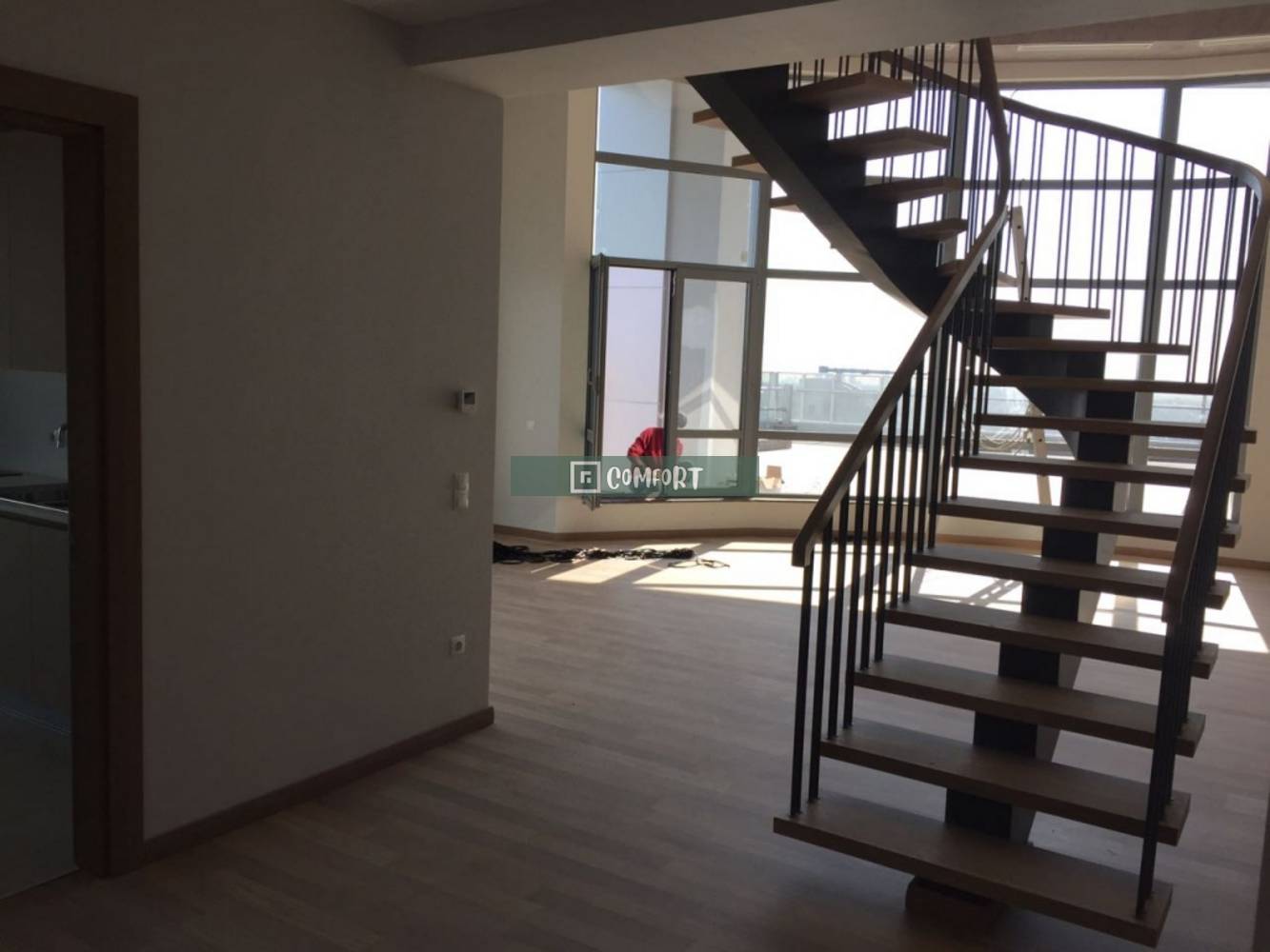 3 + 1 Loft Duplex For Sale in Excellent Location