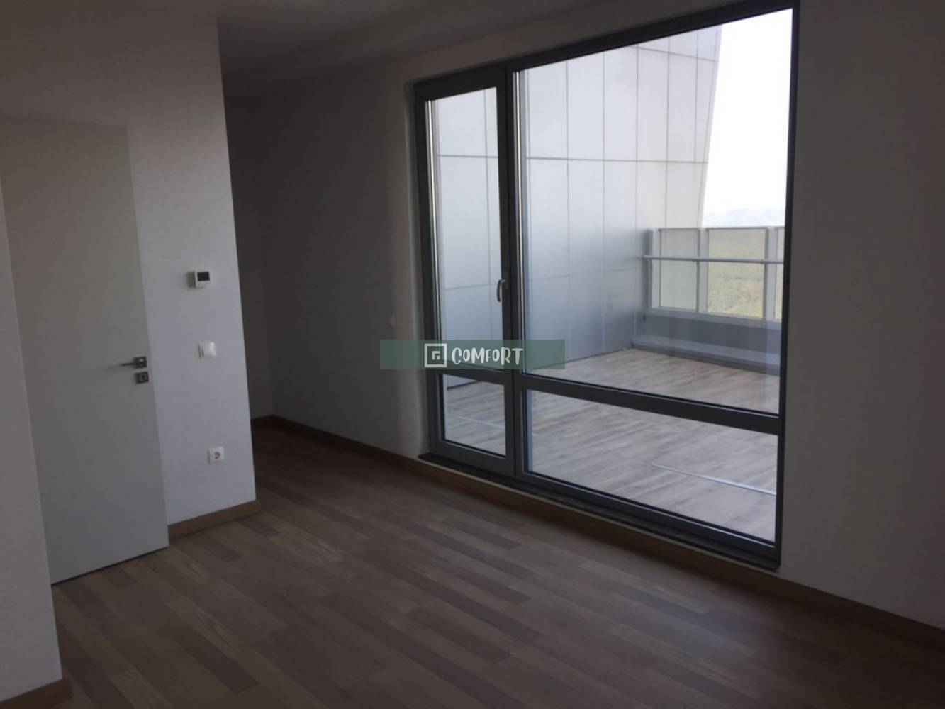 3 + 1 Loft Duplex For Sale in Excellent Location