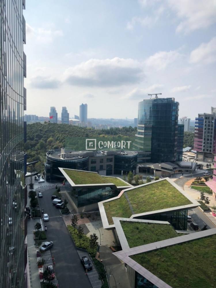 High Floor Spacious 4 + 1 Apartment