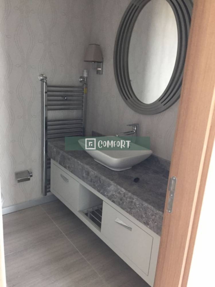 3 + 1 Loft Duplex For Sale in Excellent Location