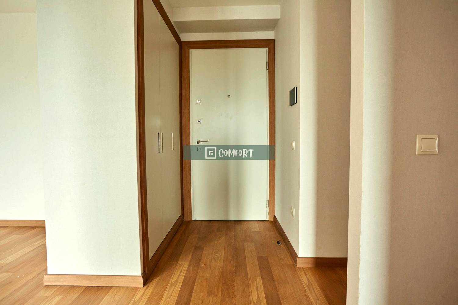 2+1 CORNER FLAT