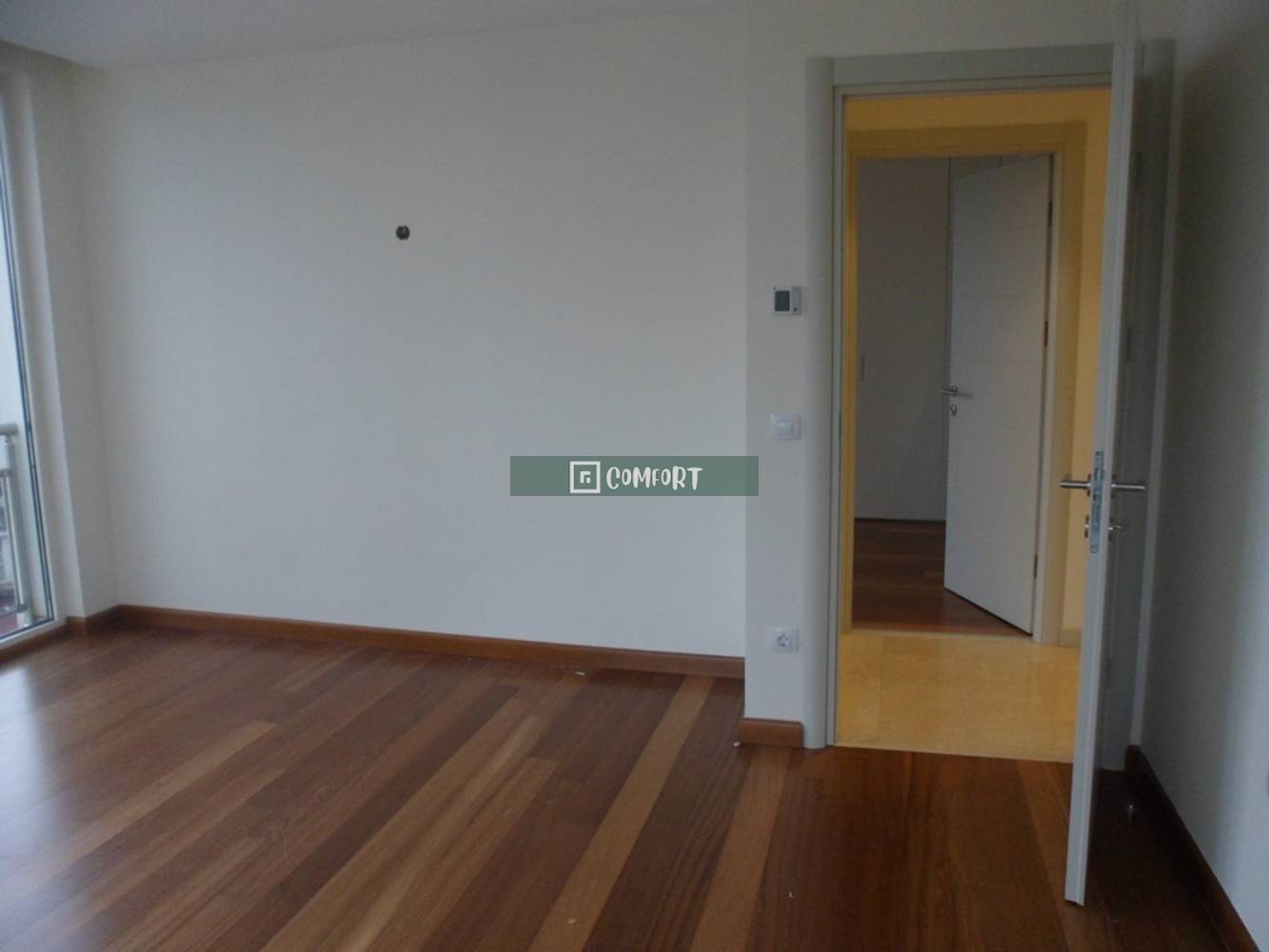 3+1 Opportunity Flat for Sale in Mashattan