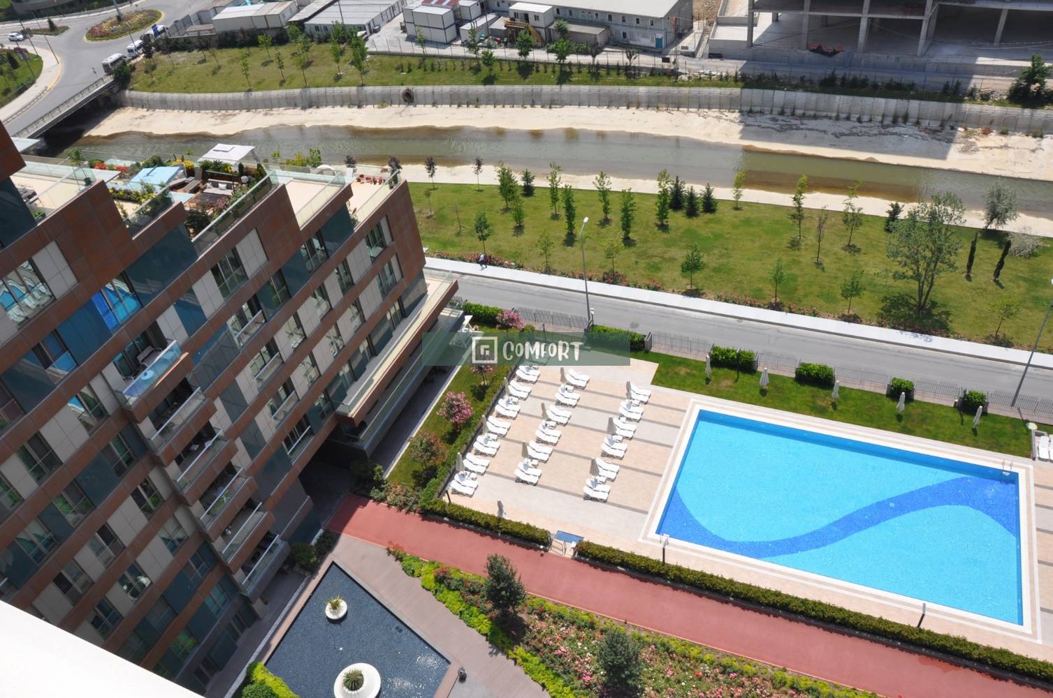 3+1 High Floor Spacious Apartment for Sale