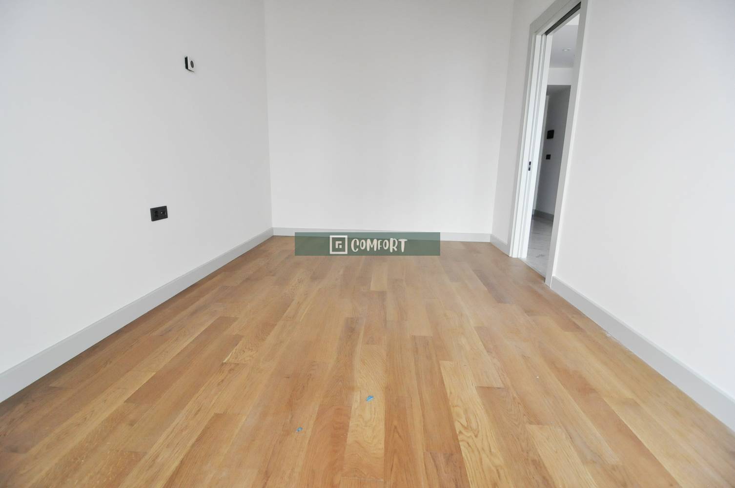 1+1 Satılık Daire Yüksek Kat