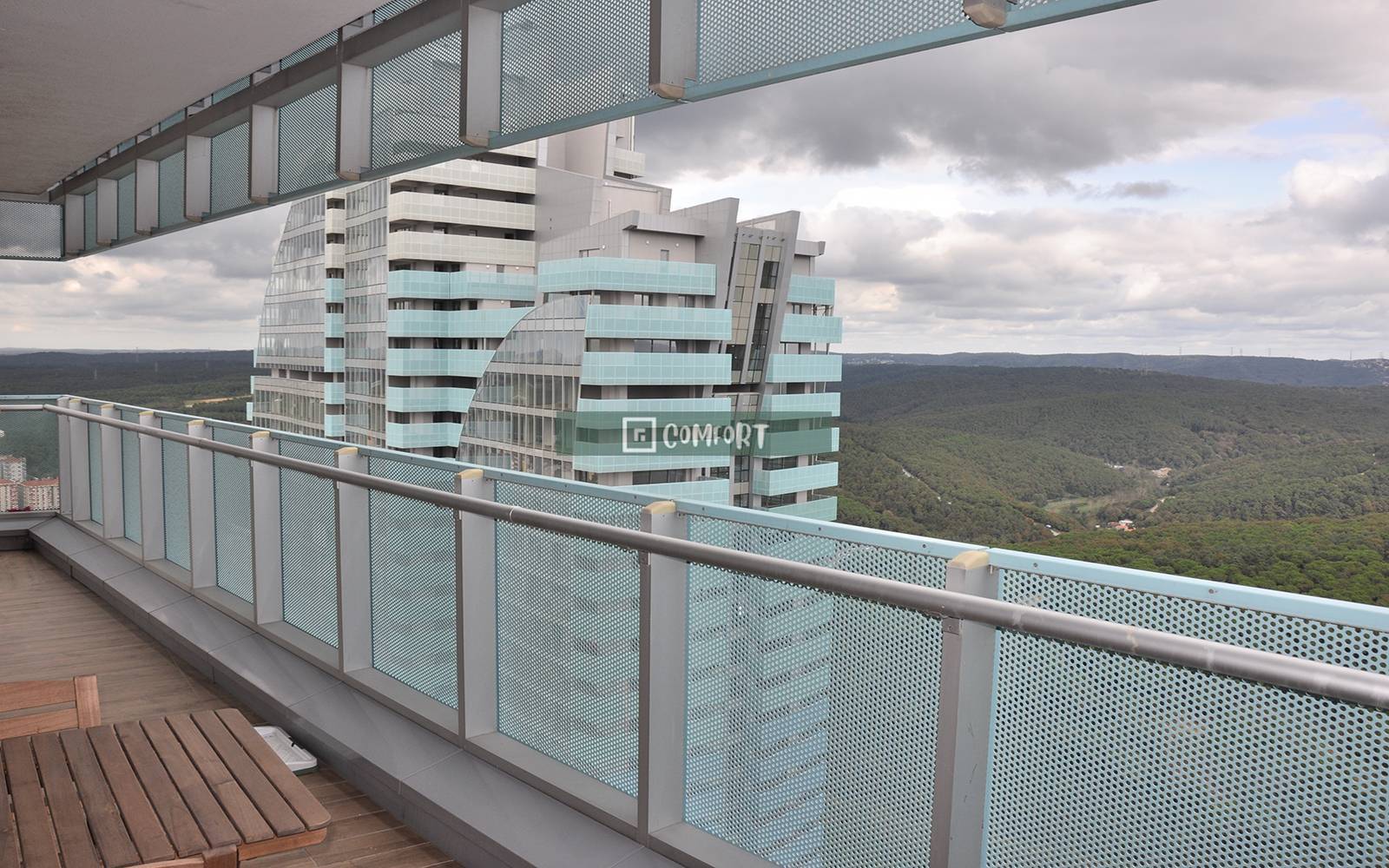 Forest view Spacious 3 + 1 Apartment