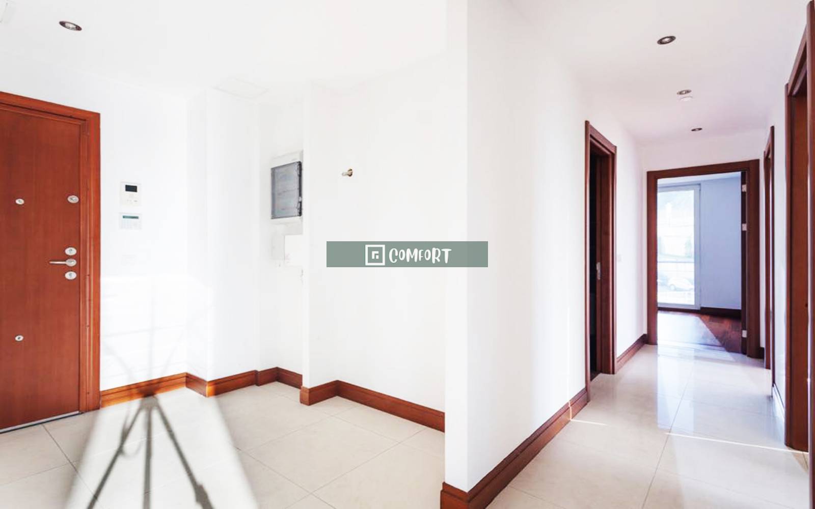 Type Low Floor 170 m2