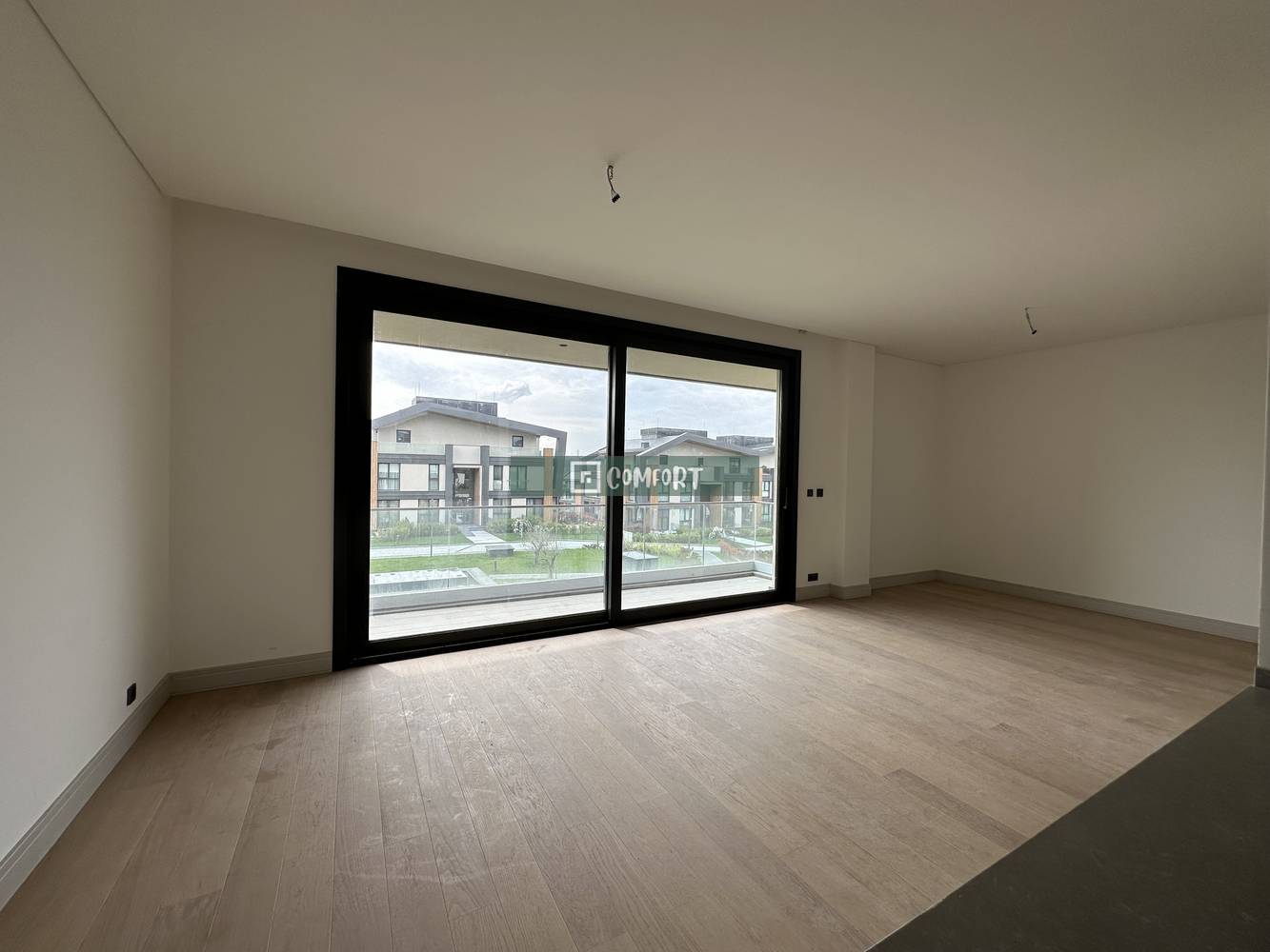 MAYA KEMER 2+1 FLAT
