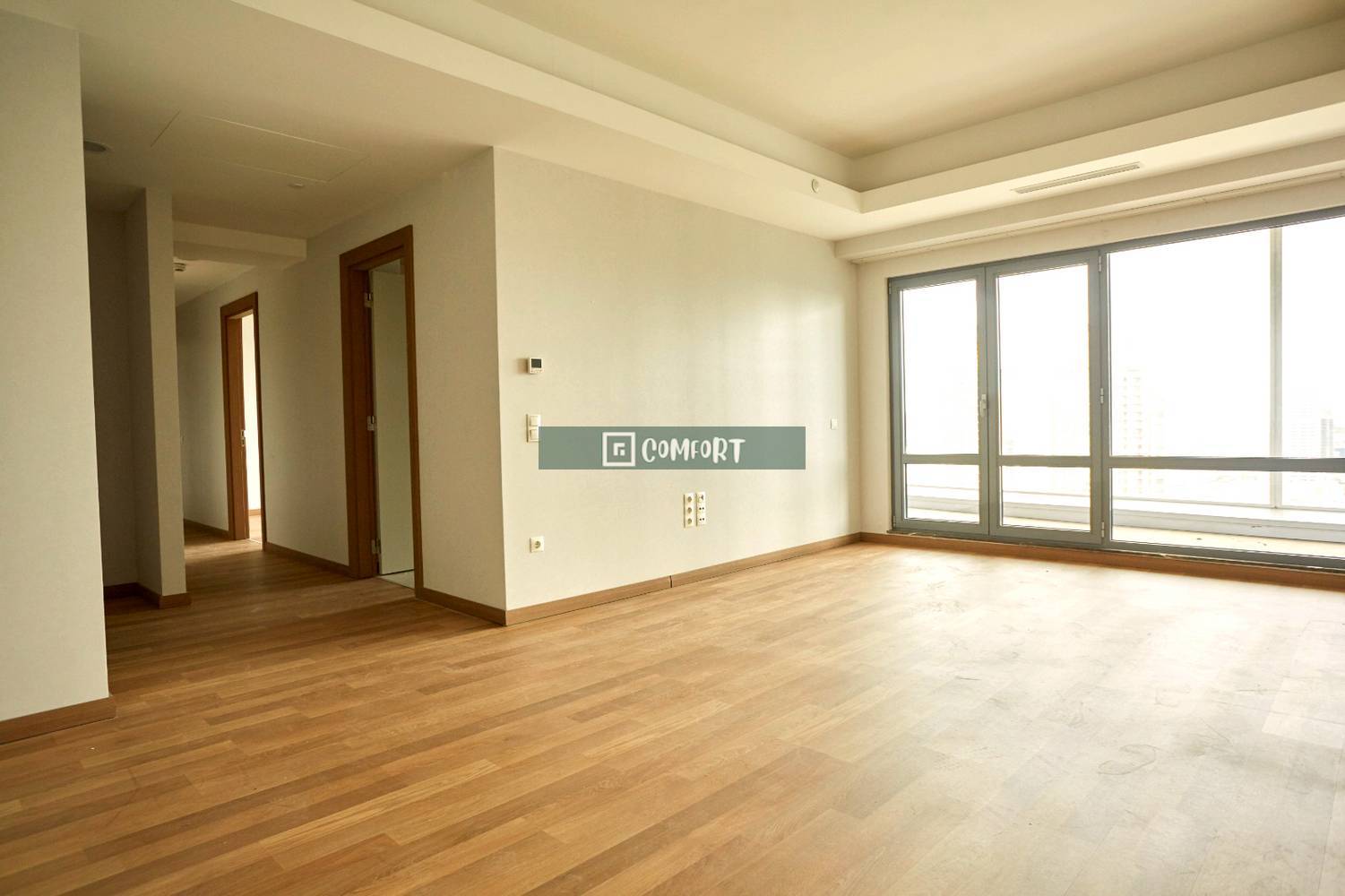 2+1 CORNER FLAT