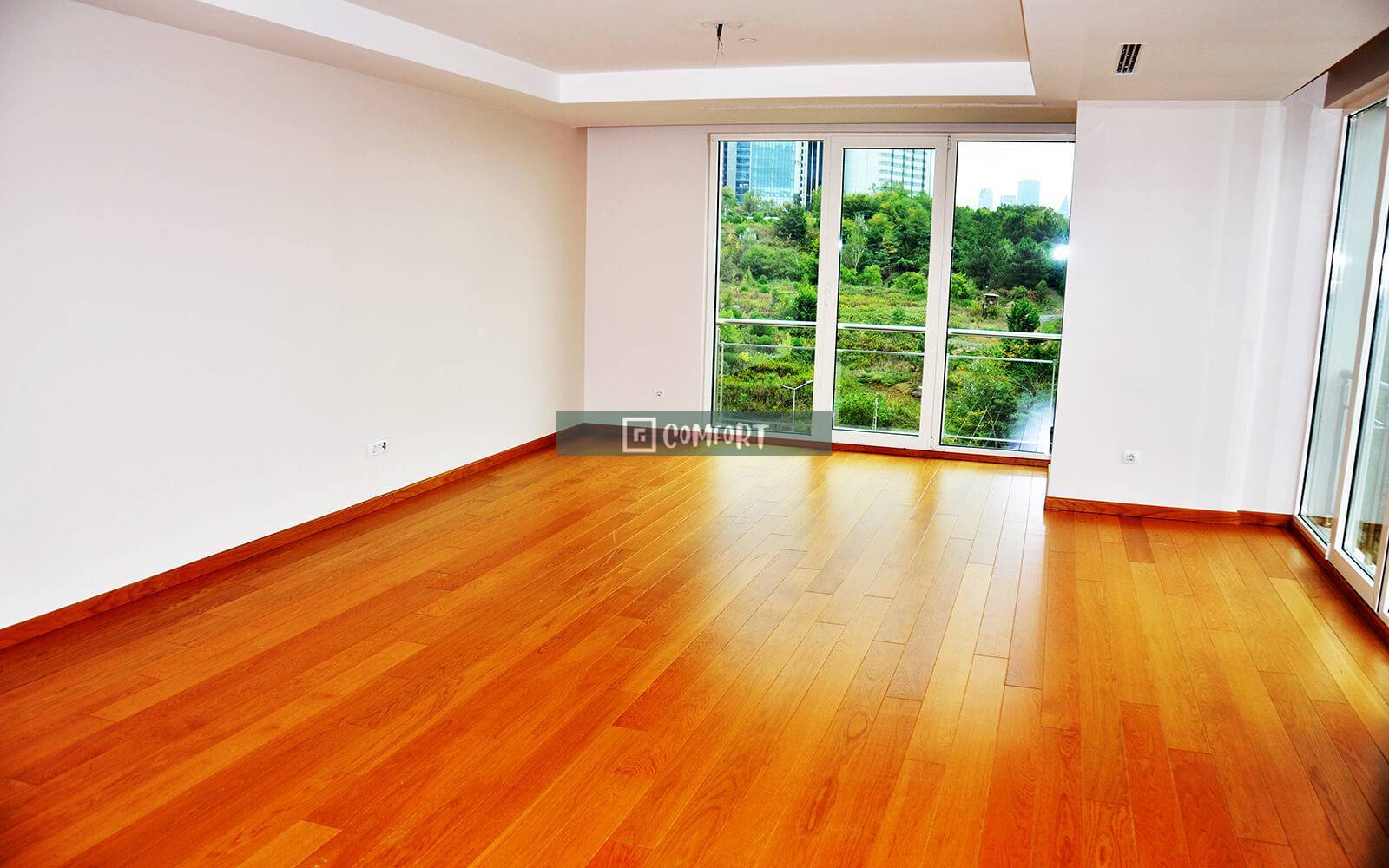3 + 1 Type A Low Floor