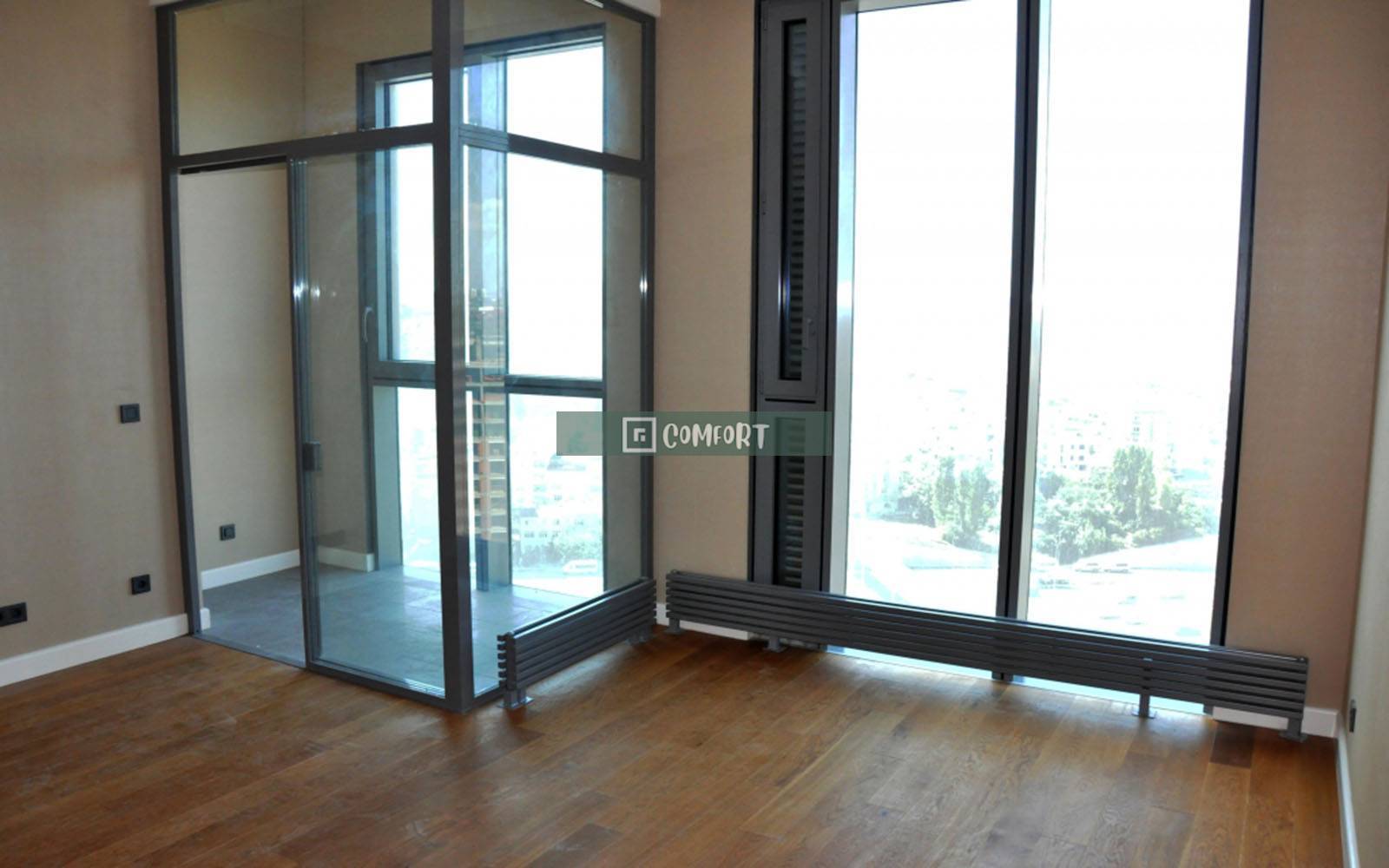 Open Front 1 + 1 apartment for rent