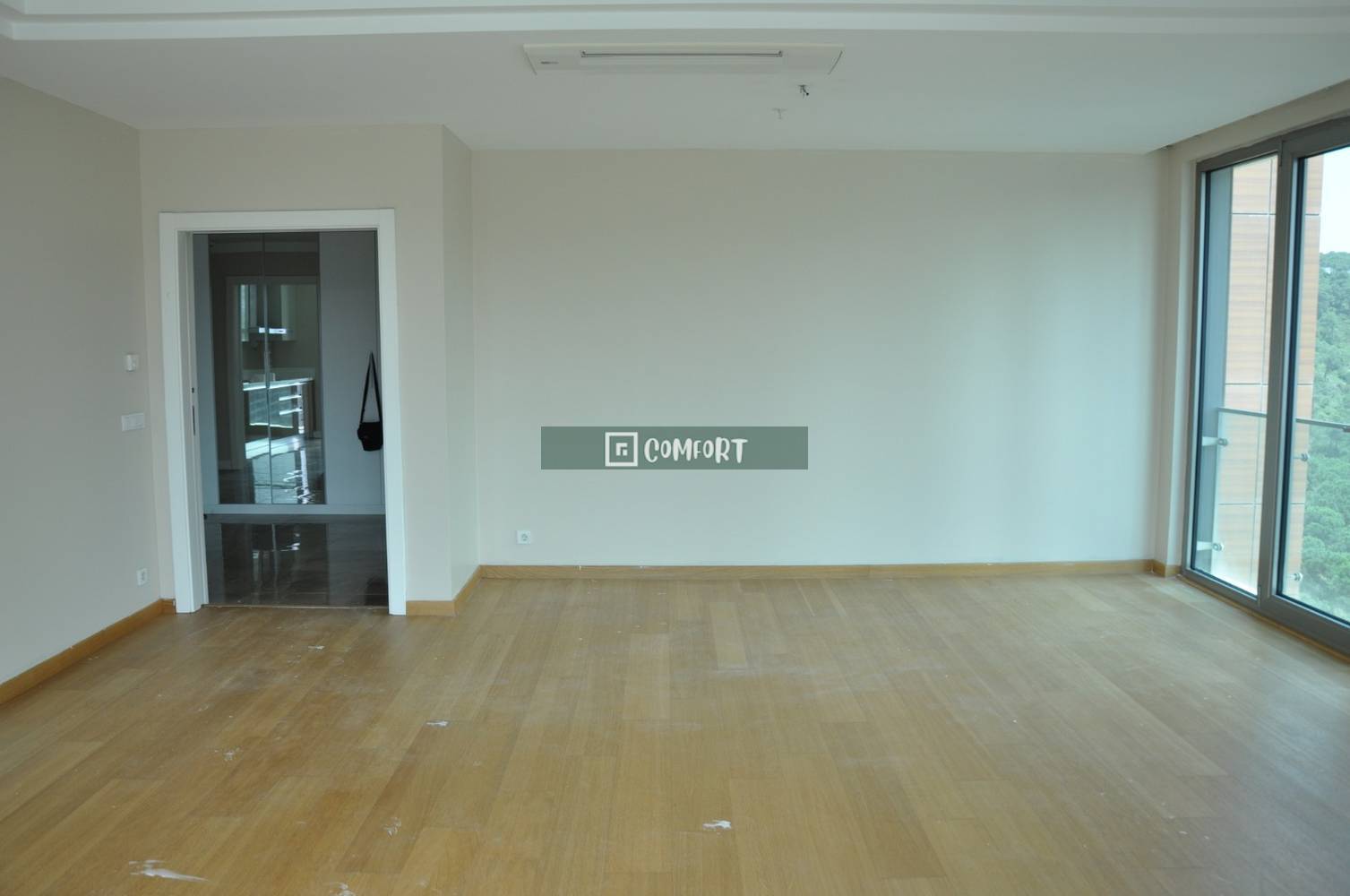 3+1 High Floor Spacious Apartment for Sale