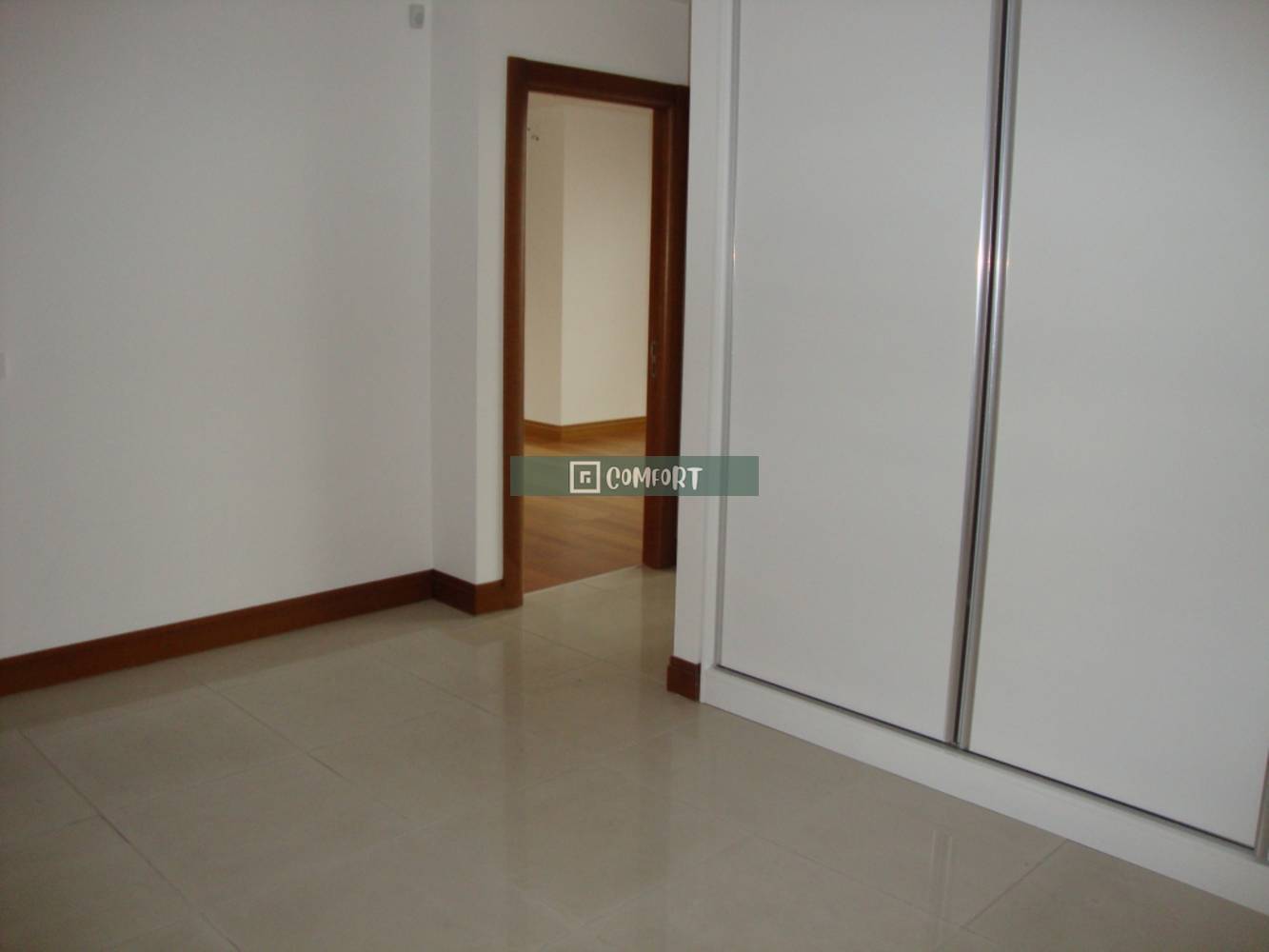 High Floor Spacious 4 + 1 Apartment
