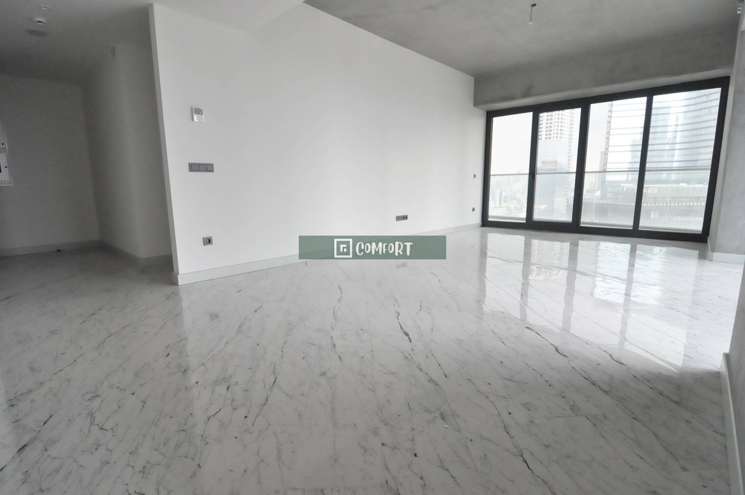 1+1 Satılık Daire Manzaralı Köşe Daire