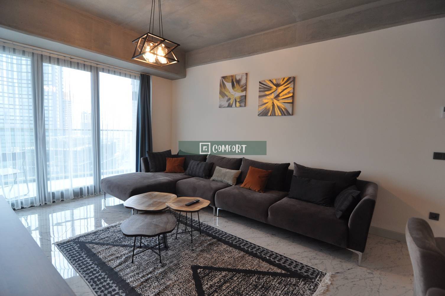 1+1 Corner Large Type Luxury Furnished Flat for Rent