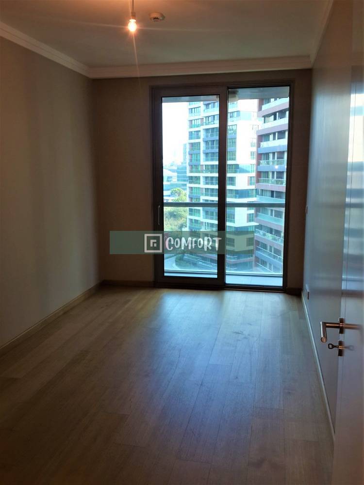 3+1 Flat for Sale Forest Facade