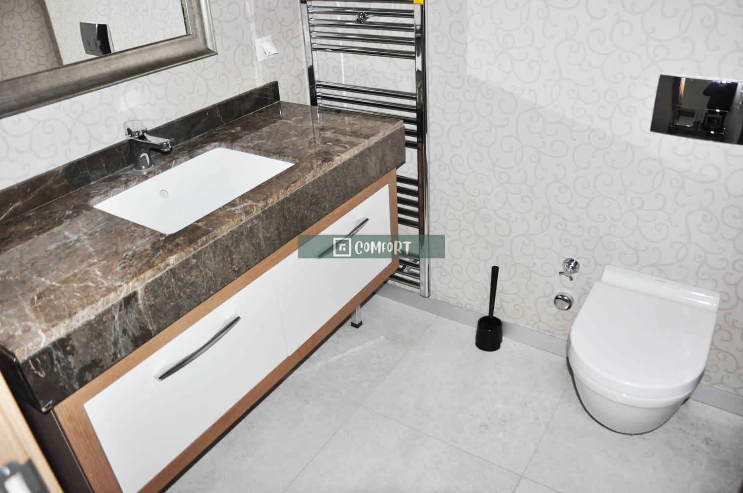 3 + 1 Opportunity Apartment