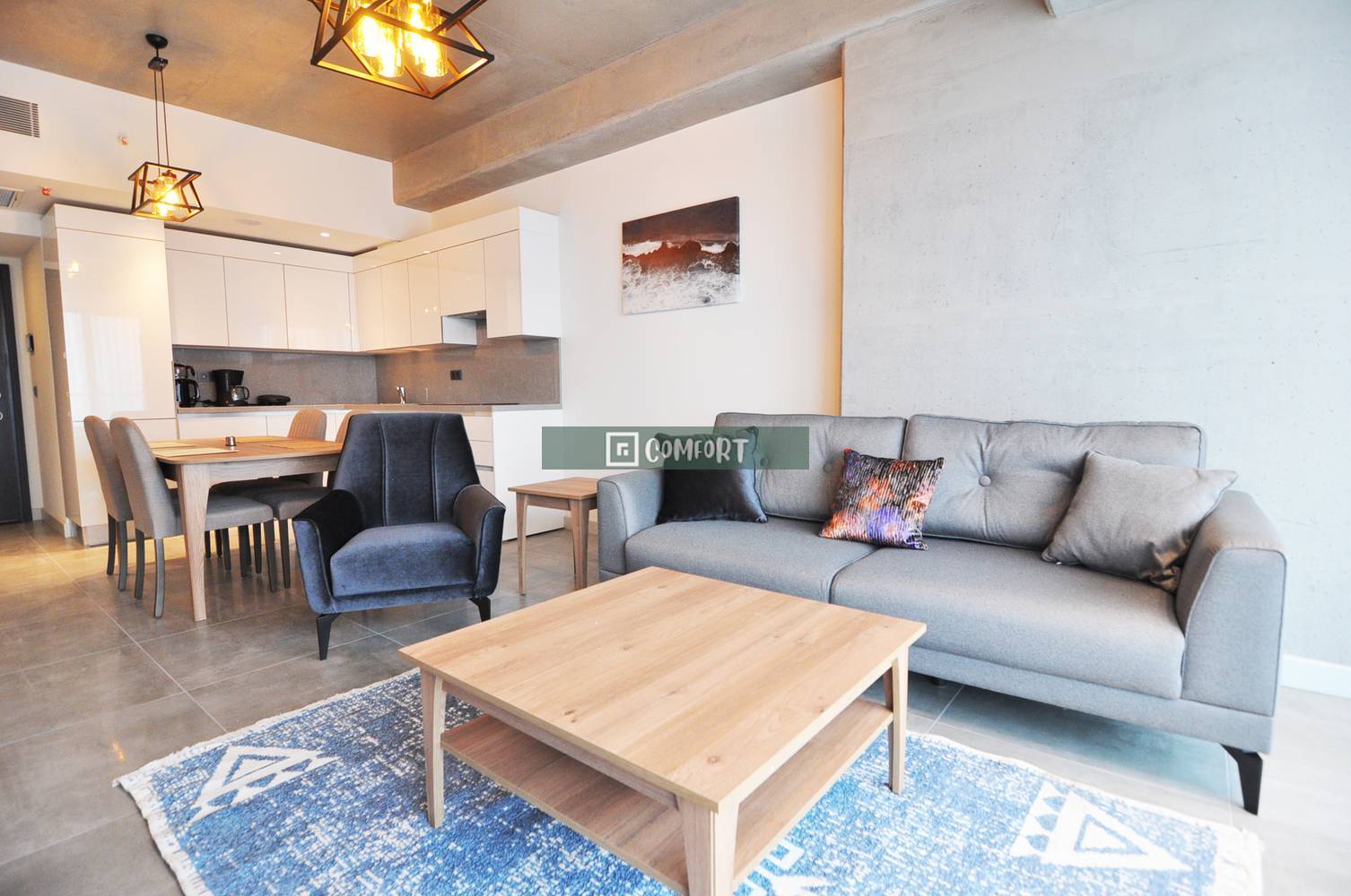 Satılık 1+1 Yüksek Kat Manzaralı Daire