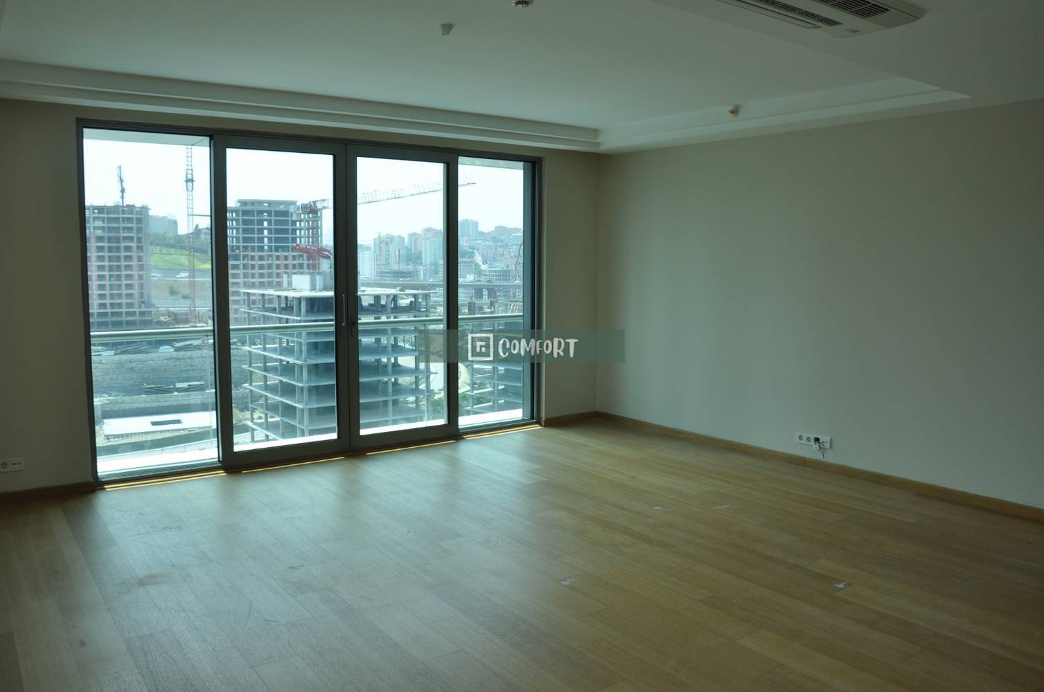 3+1 High Floor Spacious Apartment for Sale