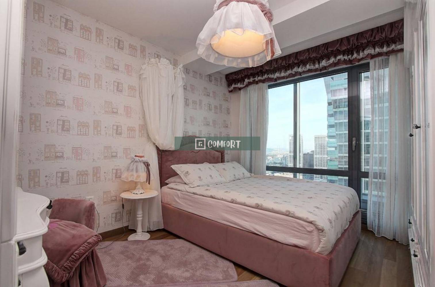 4+1 Spacious Flat For Rent