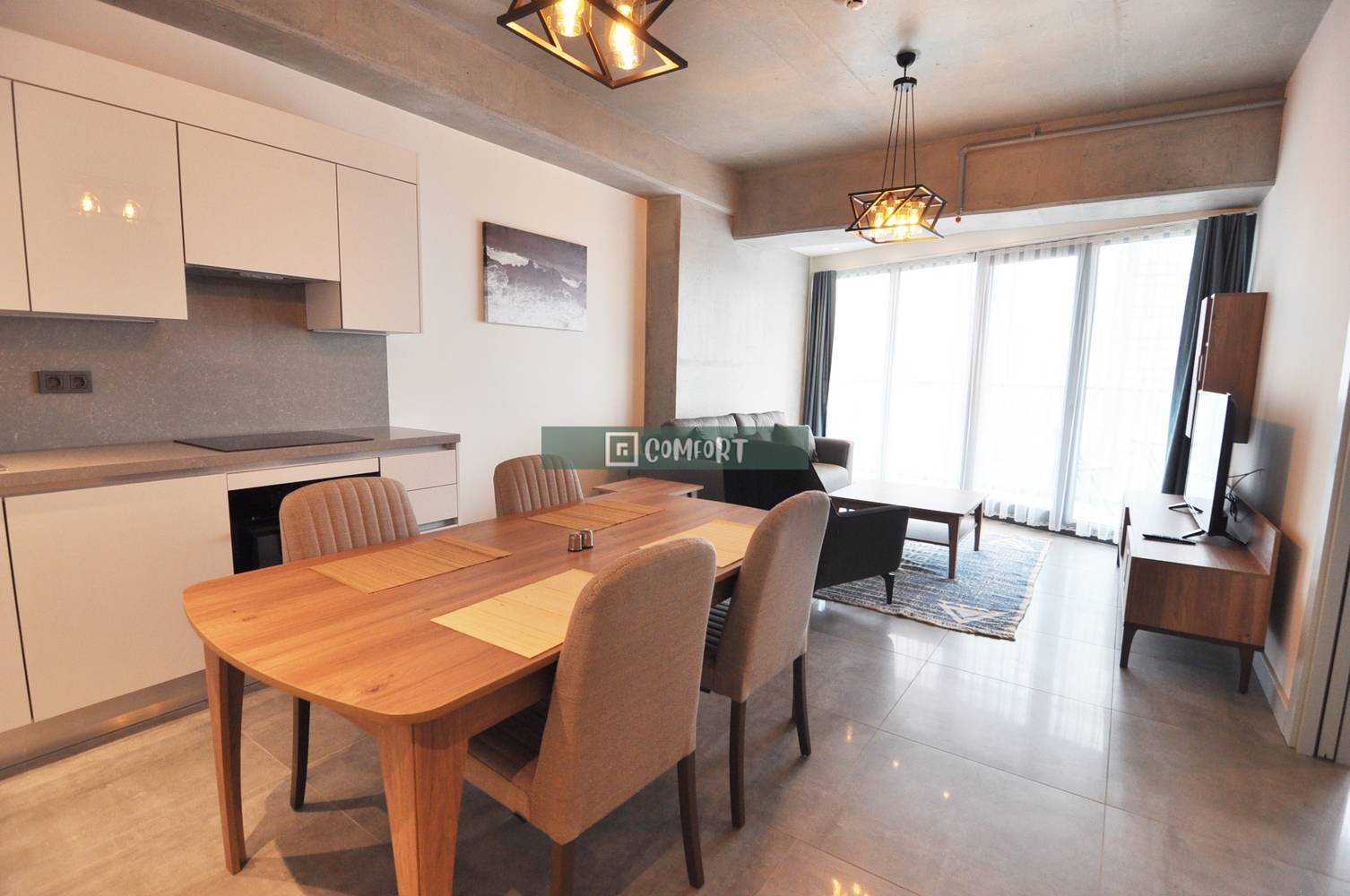 Satılık 1+1 Yüksek Kat Manzaralı Daire