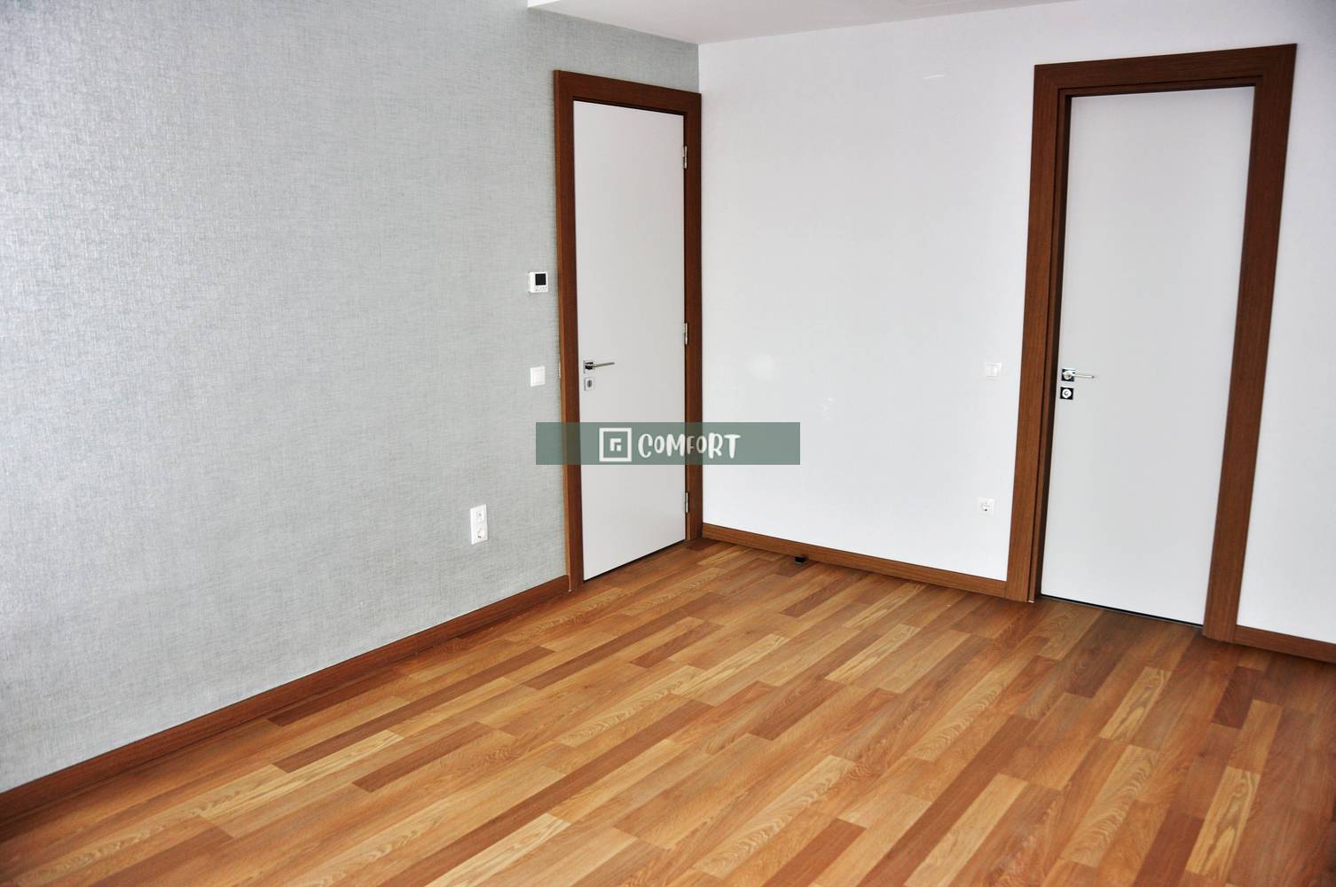 Good Location Spacious 3 + 1 apartment for rent