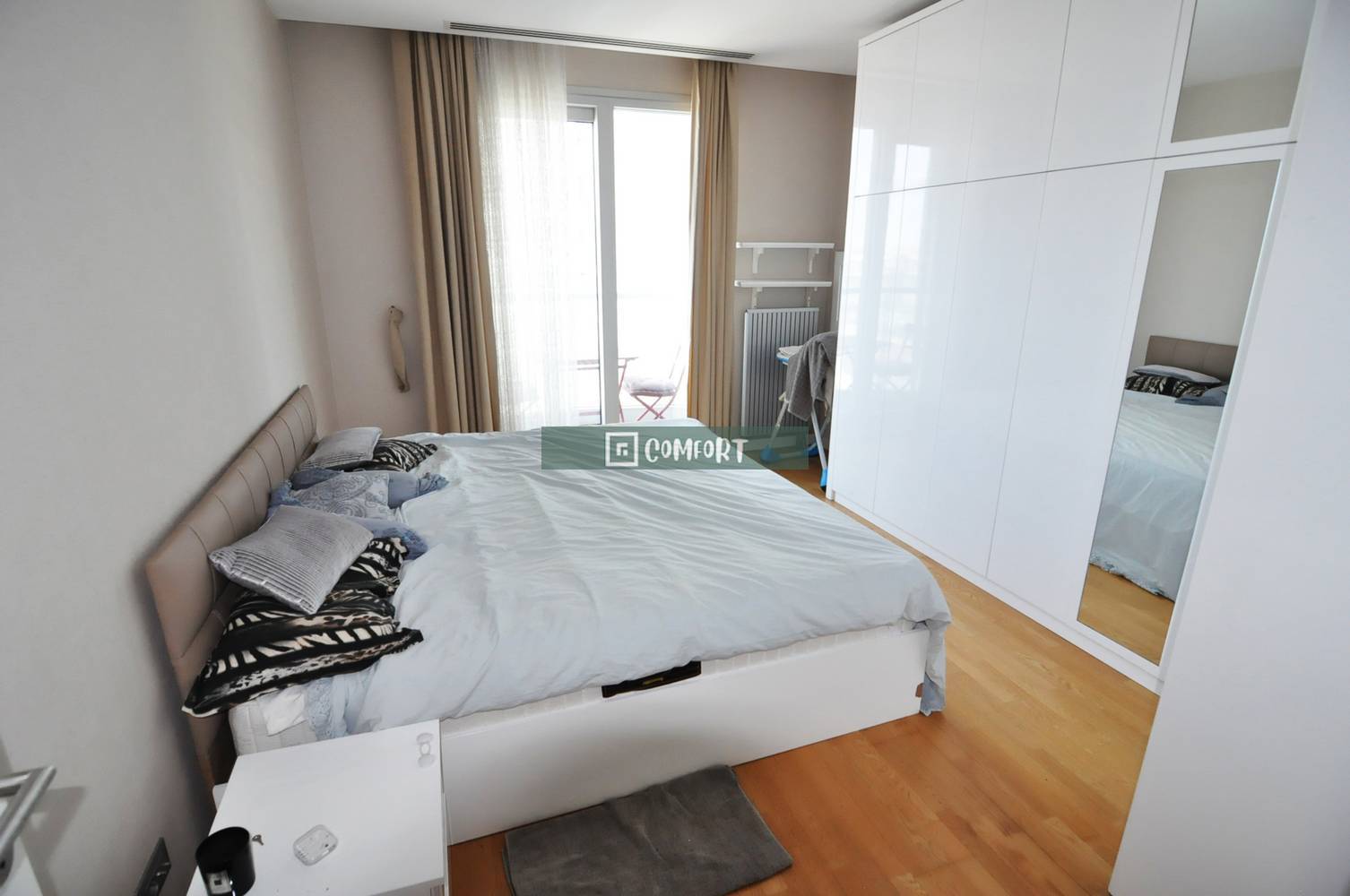 2 + 1 Flat For Sale