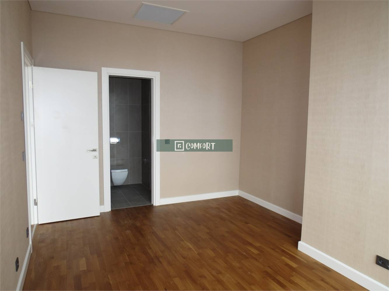 1 + 1 High Floor   Apartment for sale