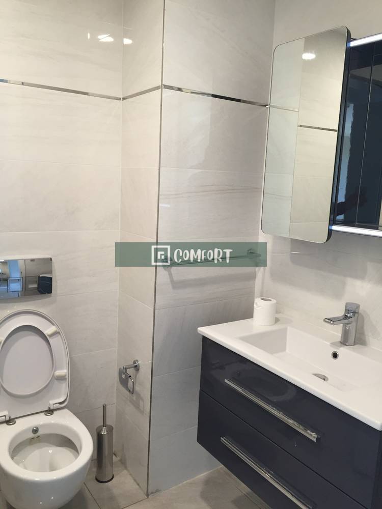1+1 Opportunity Flat for Sale