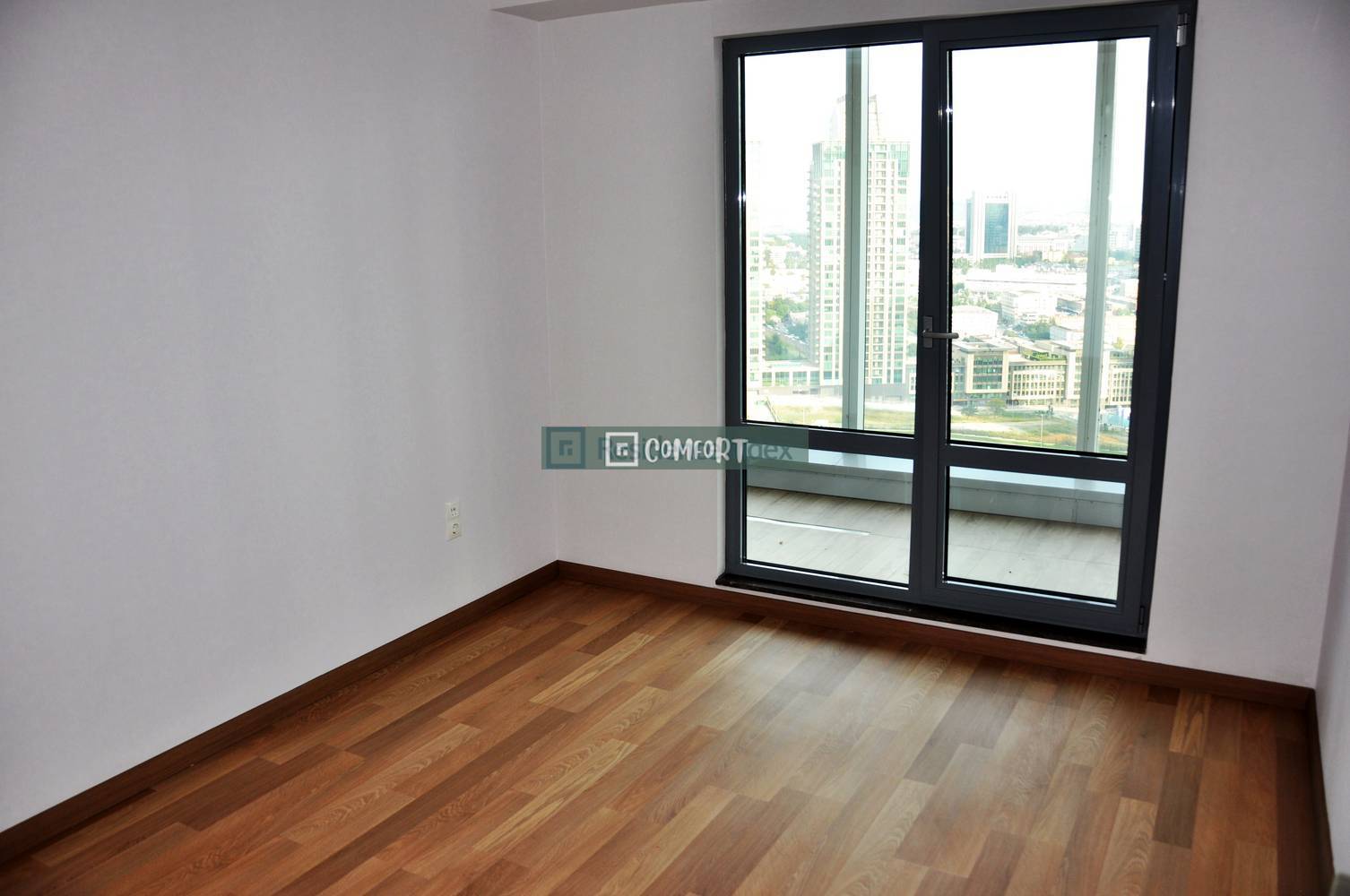 1453 Maslak 3.5+1 Furnished Flat for Rent in Perfect Location