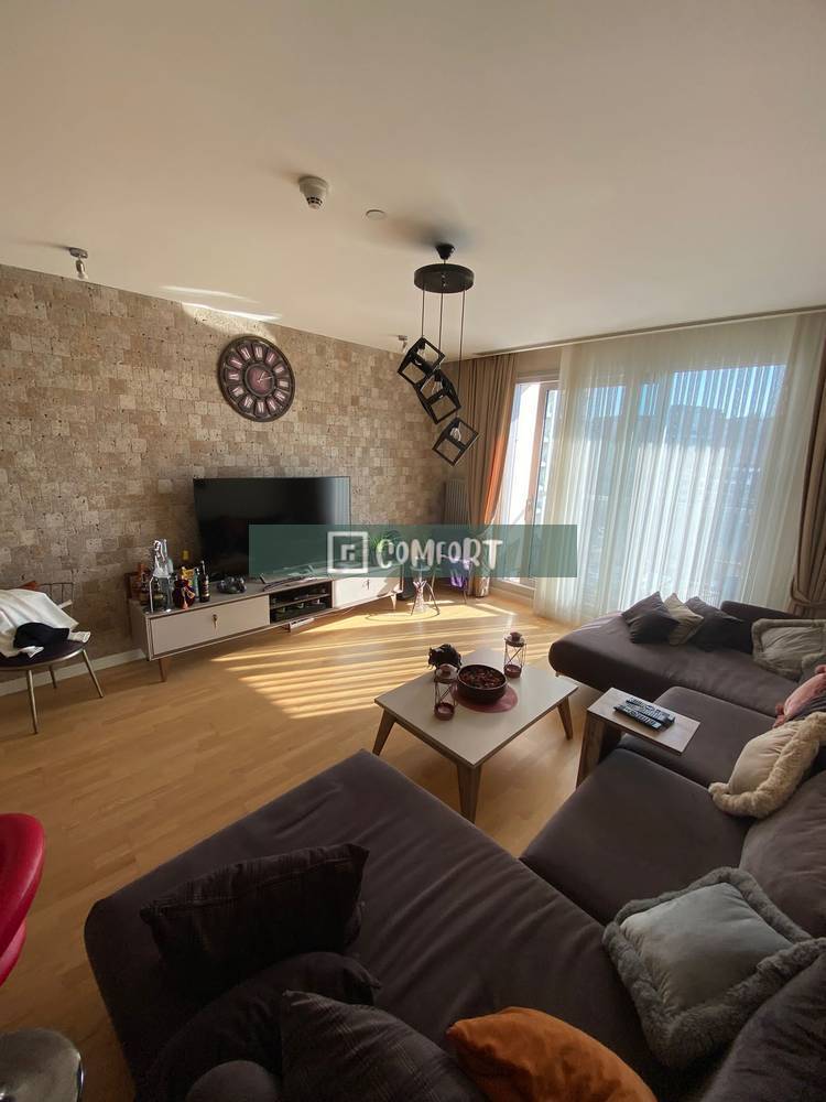 Anthill Rental 1+1 Opportunity
