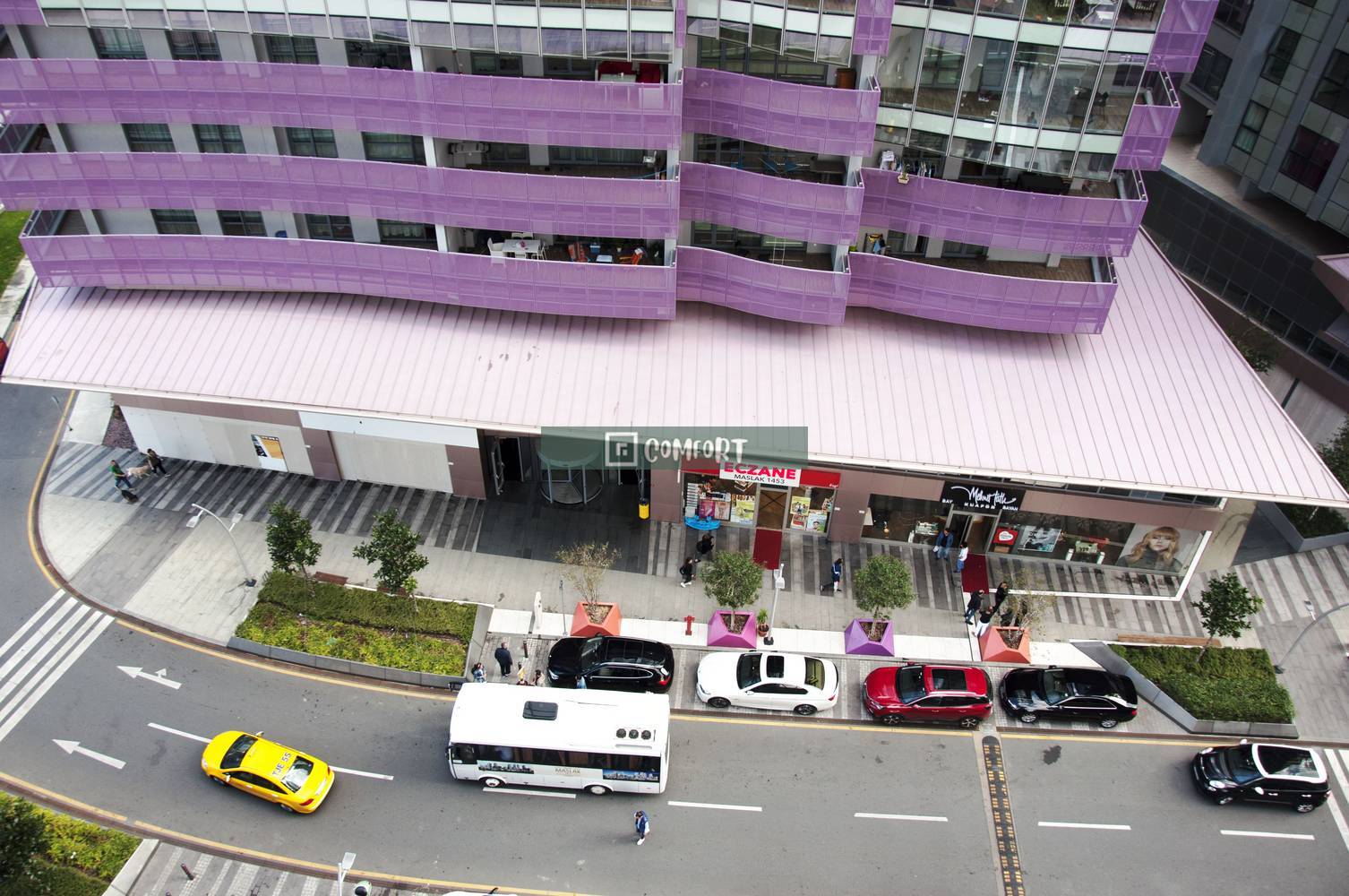 Good Location Spacious 3 + 1 apartment for rent