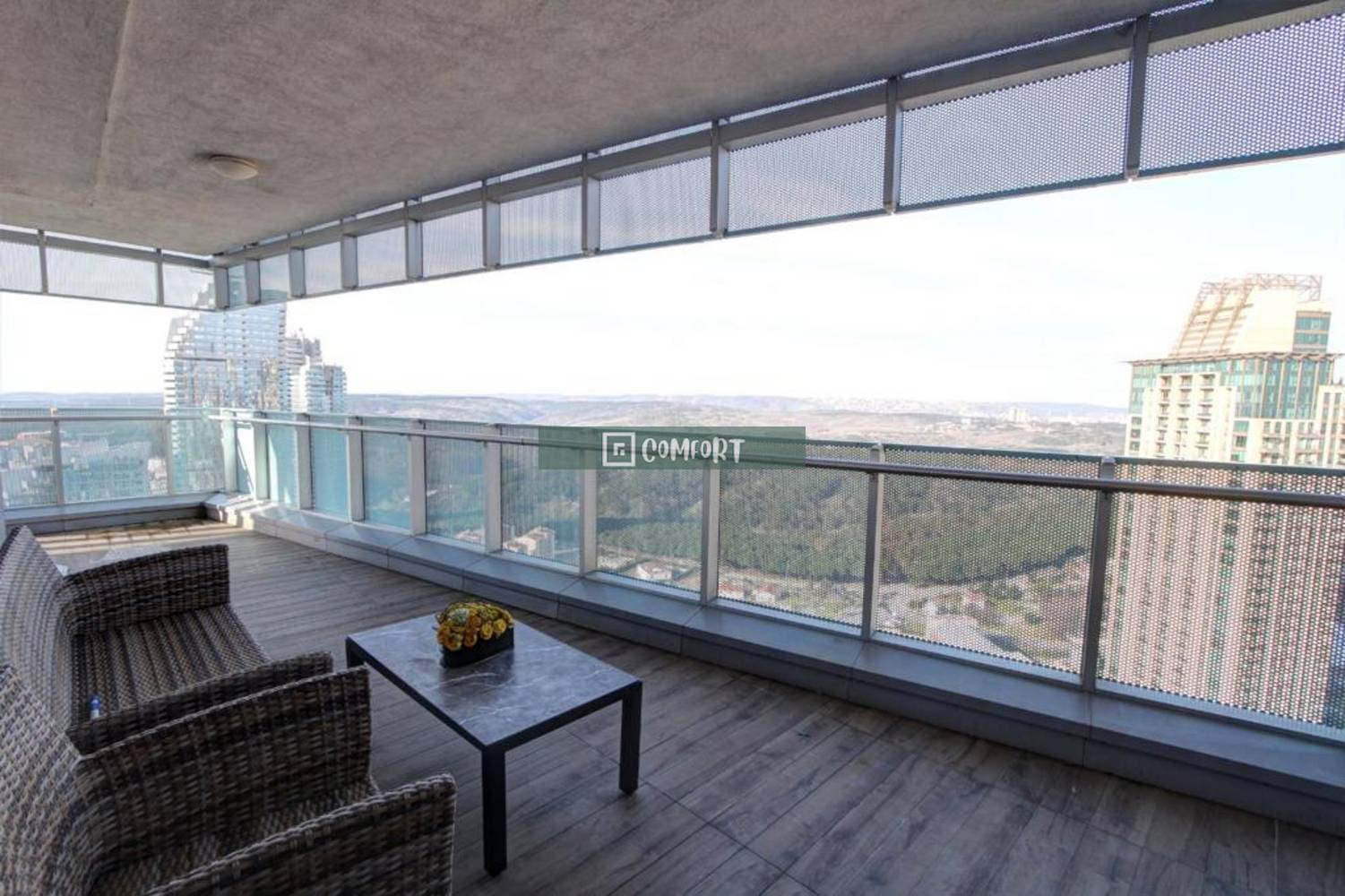 4+1 Spacious Flat For Rent