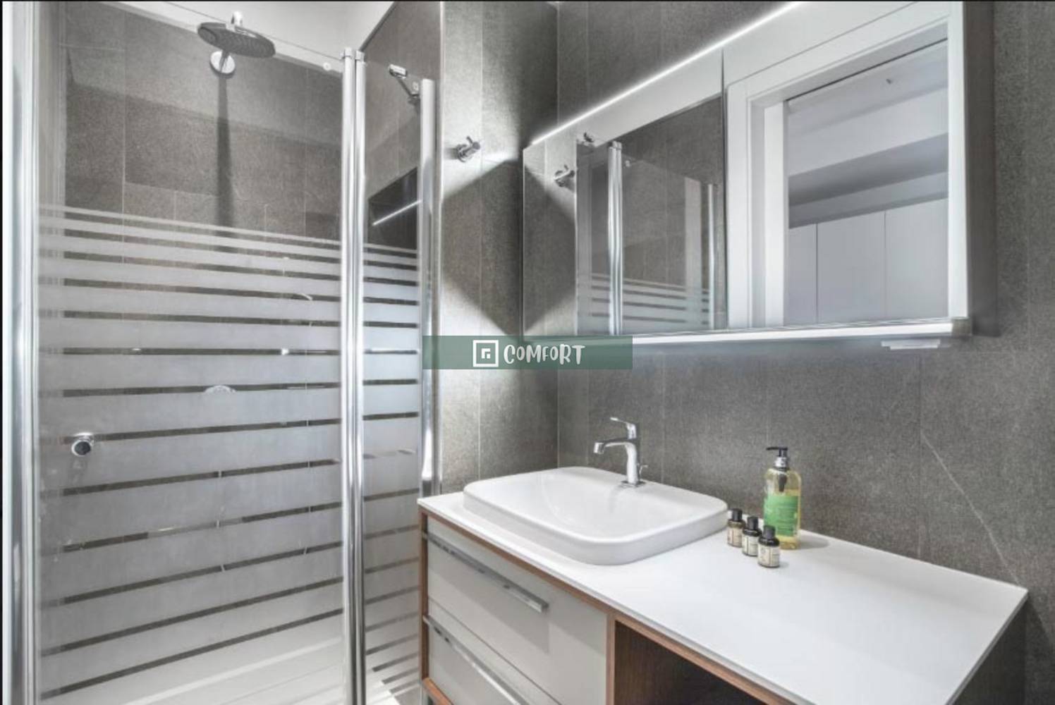 Manzaralı iyi Konumda Kiralık 2+1